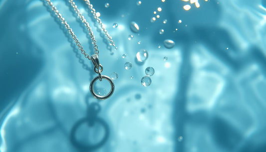 Can sterling silver get wet?