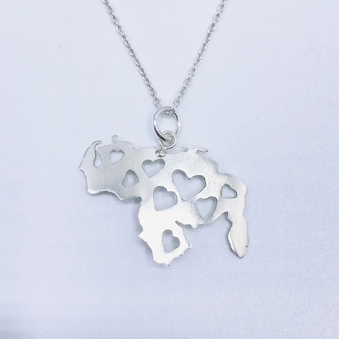 Venezuela Necklace Hearts