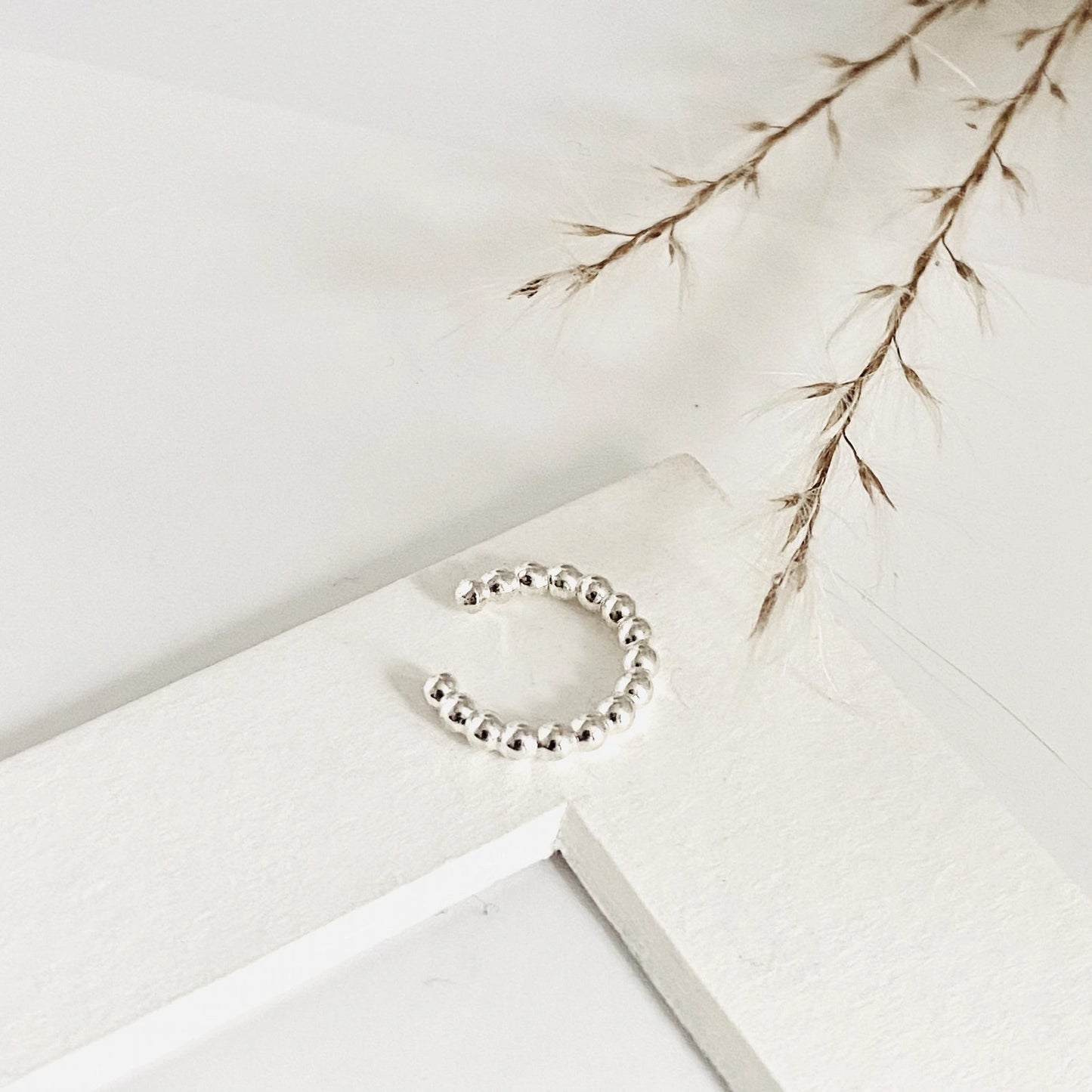 Stylish Luisana Jewelry Luna ear cuff with a delicate beaded design, perfect for trendy ear fashion