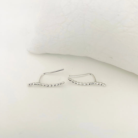 Delicate Luisana Jewelry Brisa earrings with a twisted design in silver for elegant style