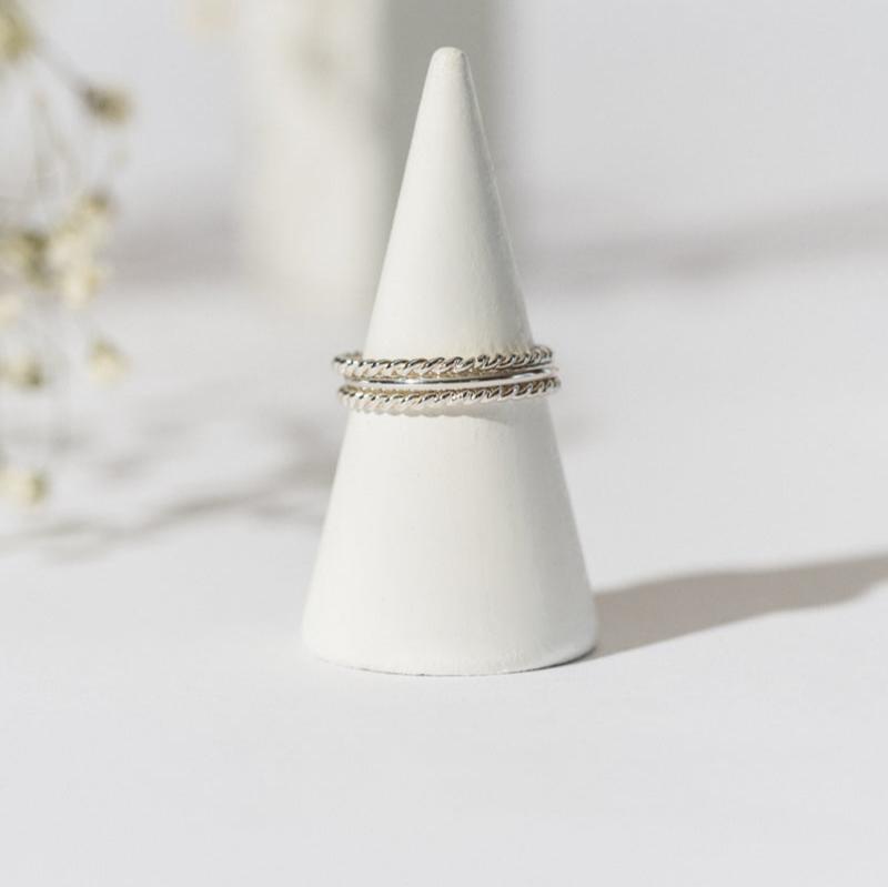 Luisana Jewelry Grecia Rings set featuring delicate twisted design for layered style