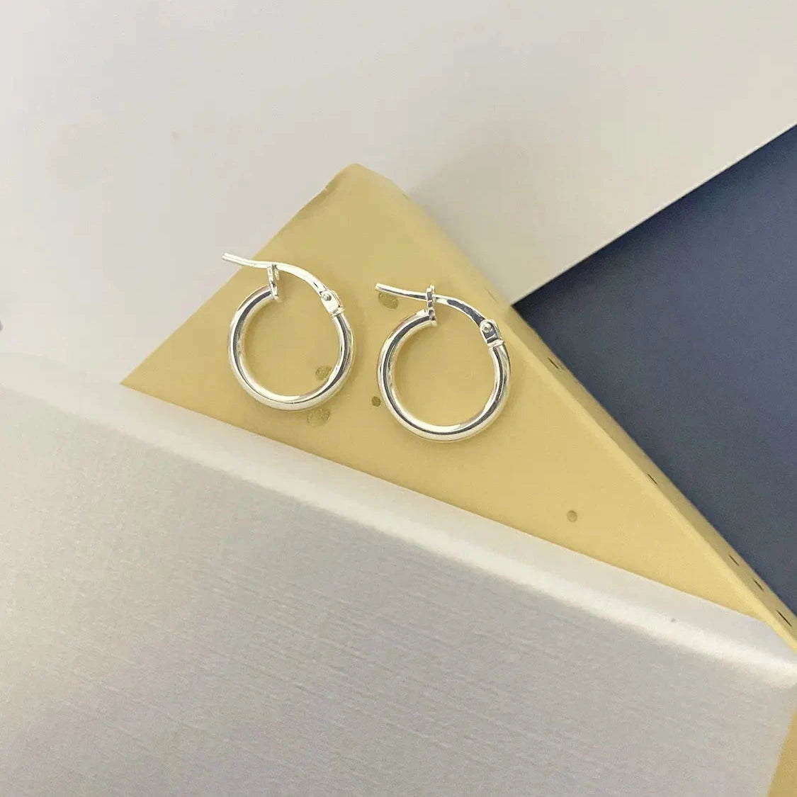 Luisana Jewelry Lola Hoops earrings in silver, featuring a classic hoop design for everyday wear