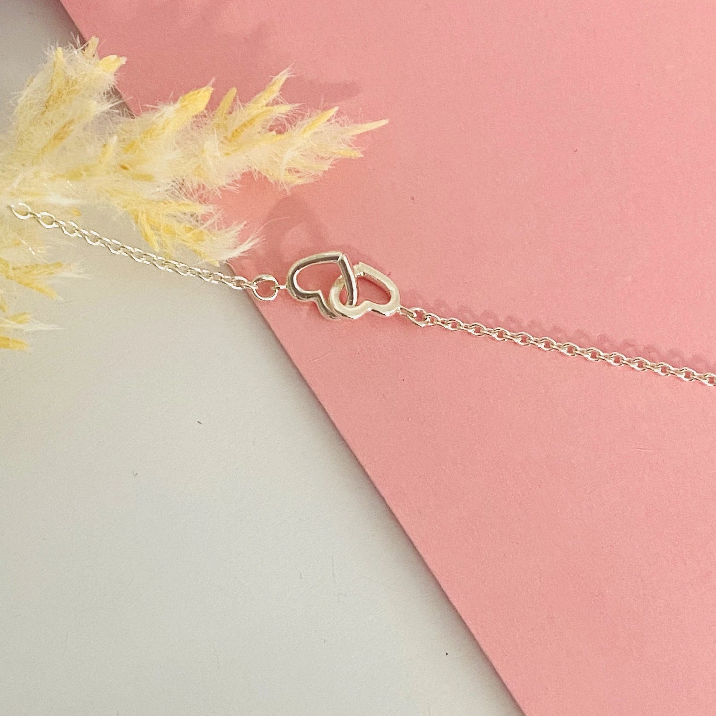 Luisana Jewelry Love Bracelet with Heart Design on a Delicate Silver Chain
