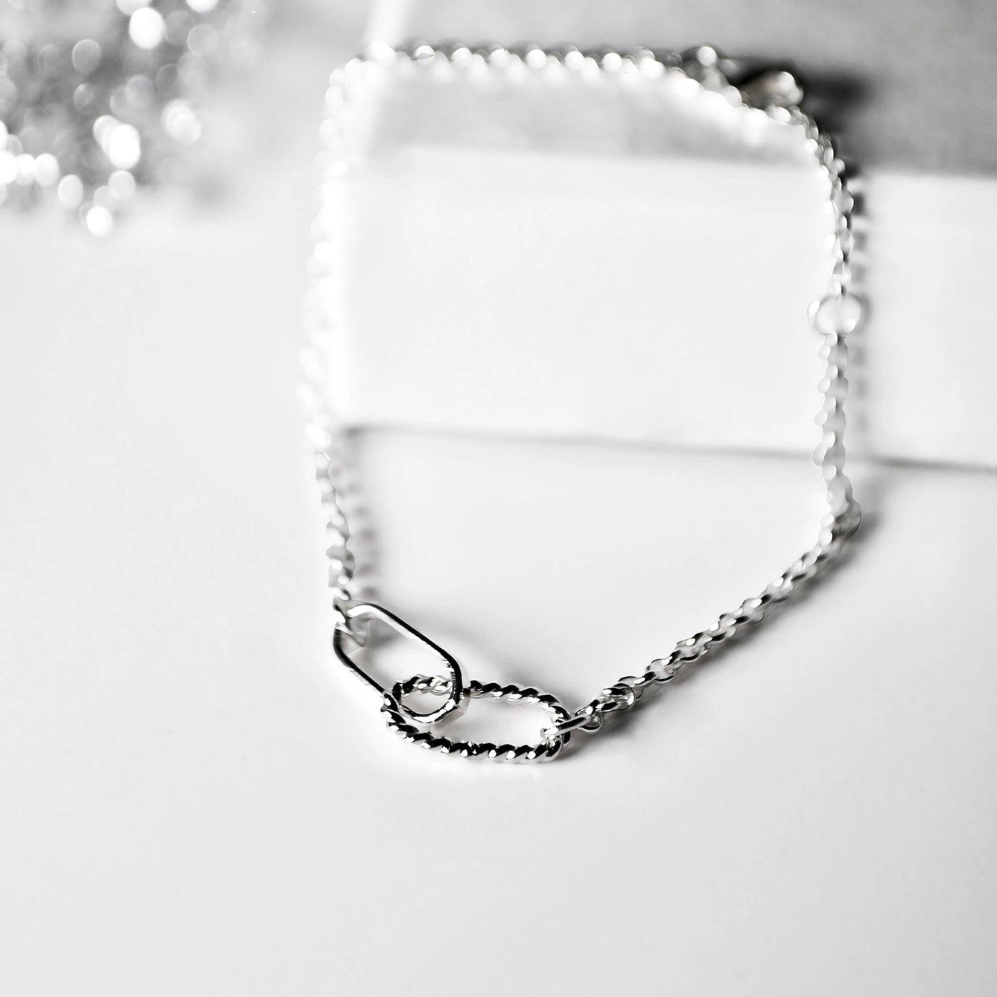 Martina Bracelet from Luisana Jewelry featuring a delicate chain with unique link accents