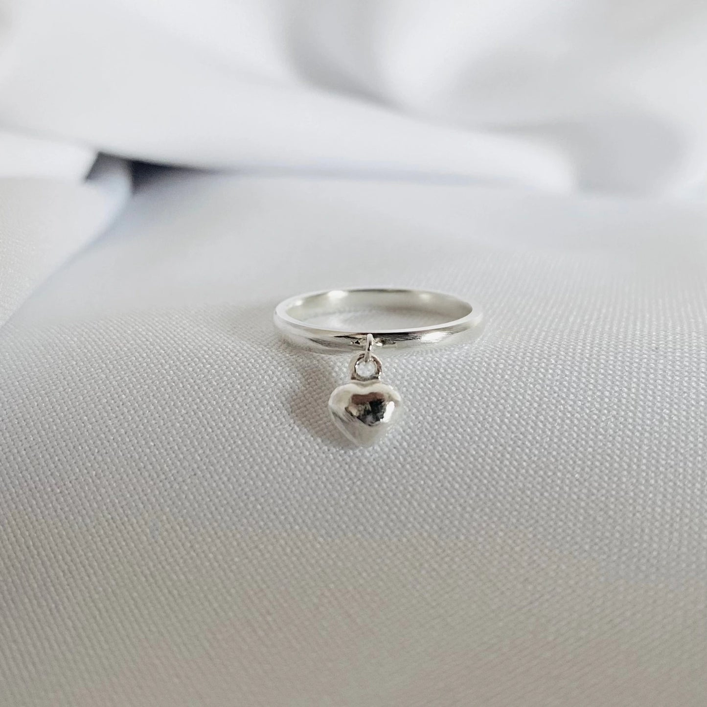 Luisana Jewelry True Love Ring in silver with a heart charm for a romantic touch