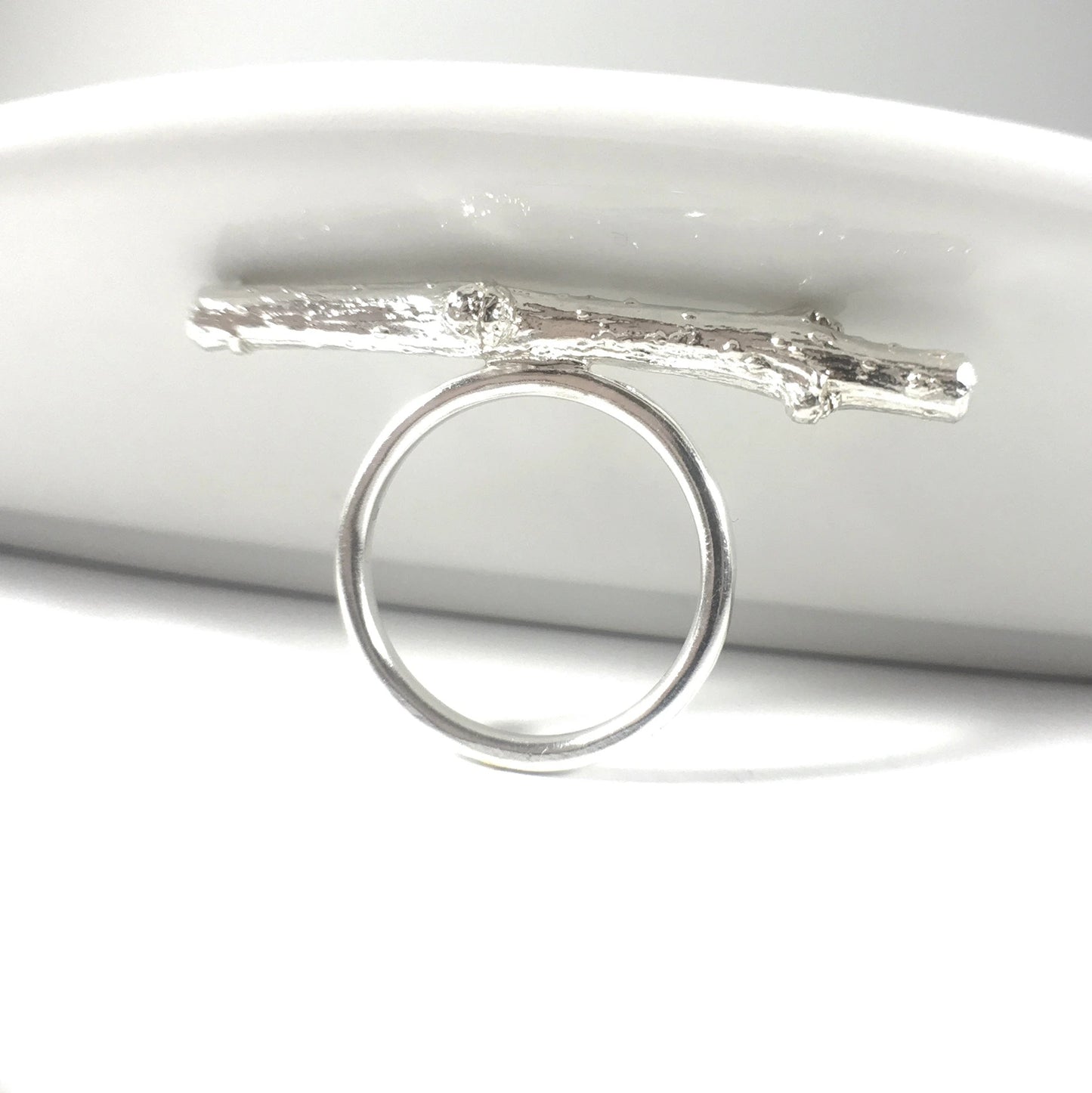 Luisana Jewelry Nature Ring featuring a unique branch design in polished silver