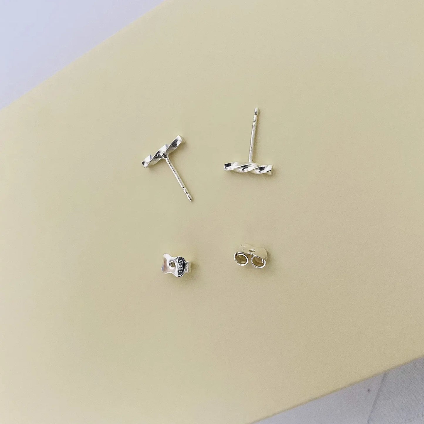 Twisted Studs